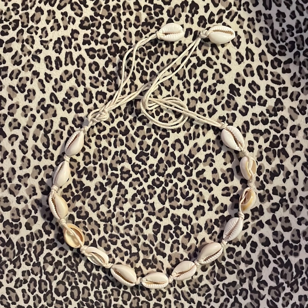 Shell necklace ๐๐ - Picture 4 of 4